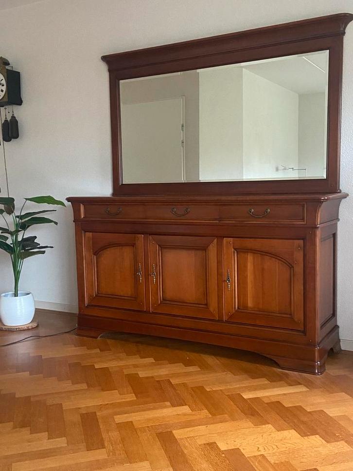 Dressoir met spiegel, Huis en Inrichting, Kasten | Dressoirs, Zo goed als nieuw, 150 tot 200 cm, 25 tot 50 cm, Met lade(s), Met deur(en)