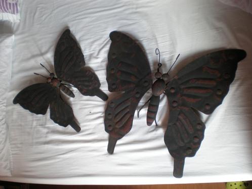 2 zwart/roestkleur ijzeren vlinders wandhanger., Tuin en Terras, Tuinwanddecoratie, Gebruikt, Ophalen of Verzenden