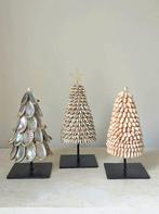 Schelpen kerstboom op standaard uit Bali, Diversen, Kerst, Ophalen of Verzenden, Tropical home, 6951nk, Nieuw