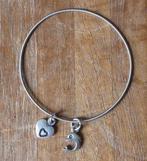 Armbandje bedels hart en dolfijn zilverkleurig metaal, Overige materialen, Gebruikt, Ophalen of Verzenden, Met bedels of kralen