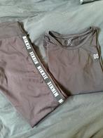 Nikkie sport set, Kleding | Dames, Maat 38/40 (M), Zwart, Ophalen of Verzenden, Zo goed als nieuw