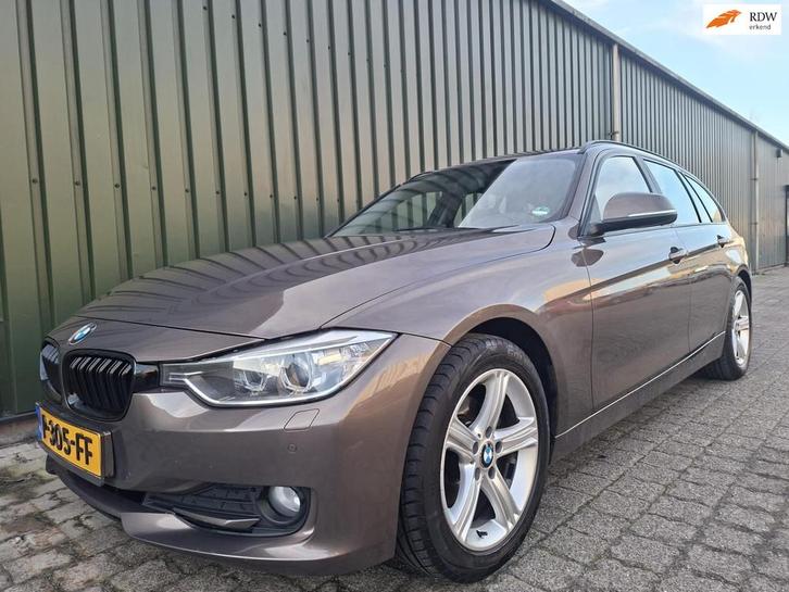 BMW 3-serie Touring 316i High Executive Nieuwe APK, Auto's, BMW, Bedrijf, Te koop, 3-Serie, ABS, Airbags, Airconditioning, Bluetooth