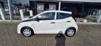 Toyota Aygo 1.0 VVT-i x-fun NLauto | dealeronderhouden, Voorwielaandrijving, Gebruikt, Euro 6, Met garantie (alle)