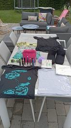 pakket met 19 mascara´s en kleding / Chanel Snoopy Gsus +++, Sieraden, Tassen en Uiterlijk, Uiterlijk | Cosmetica en Make-up, Gebruikt