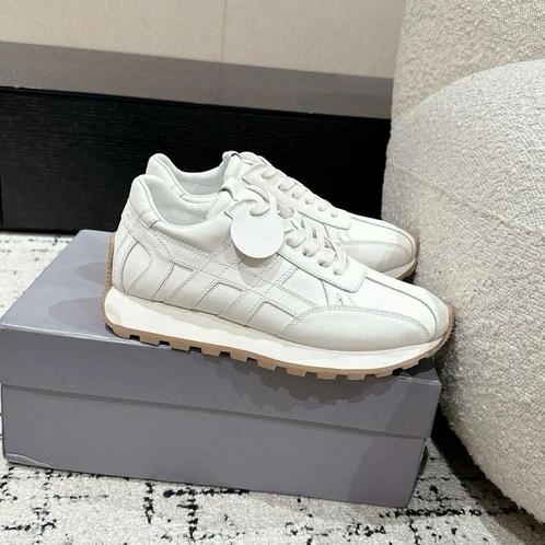 Hogan 86er sneaker suède dames en heren 5 kleuren leverbaar, Kleding | Dames, Schoenen, Nieuw, Sneakers of Gympen, Wit, Verzenden