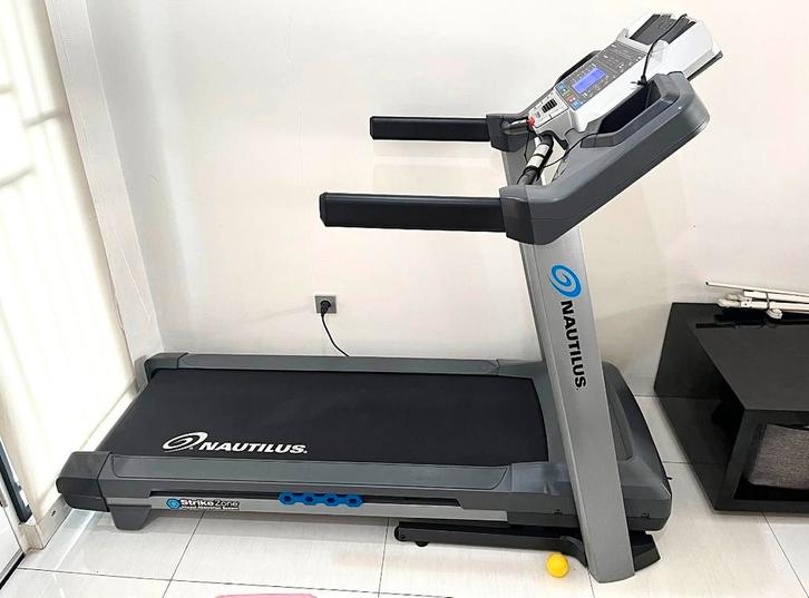 Loopband Fitness Nautilus T624, Sport en Fitness, Fitnessapparatuur, Zo goed als nieuw, Overige typen, Ophalen