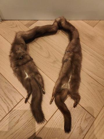 Vintage bruine Bontstola beschikbaar voor biedingen