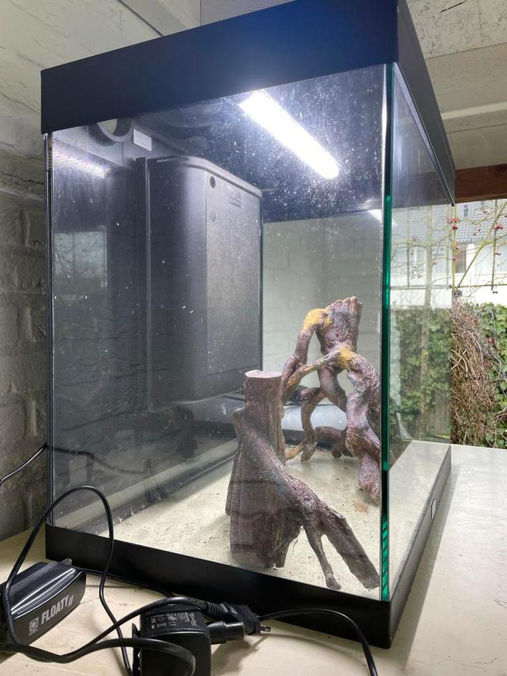 Aqualantis splendid 60 aquarium, Dieren en Toebehoren, Vissen | Aquaria en Toebehoren, Zo goed als nieuw, Leeg aquarium, Ophalen of Verzenden