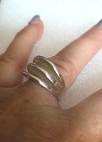 Maat 17,5 - Mooie zilveren (835) DESIGN ring, Ophalen, Zo goed als nieuw, 17 tot 18, Dame