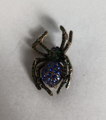 Spin broche beschikbaar voor biedingen