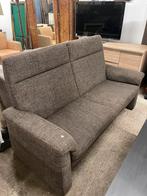 Grijs/bruine 2 zits stoffen bank, Ophalen, ., Zo goed als nieuw, .