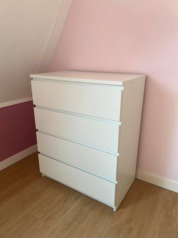 Ikea Malm witte ladekast met 4 laden - afbeelding 2