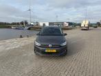VW Touran 1.4 TSI, Automaat, 2015 Grijs, Auto's, Stof, 74 €/maand, Zwart, 4 cilinders