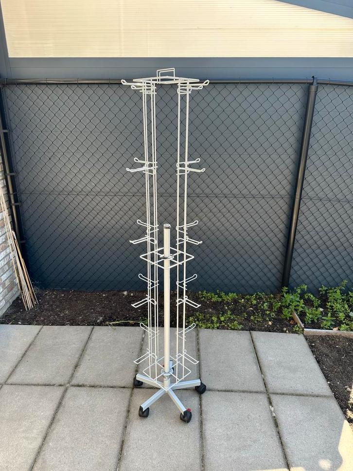 Metalen Displayrek op Wielen - Winkelpresentatie Rek Draaiba, Huis en Inrichting, Kasten | Stellingkasten, Ophalen