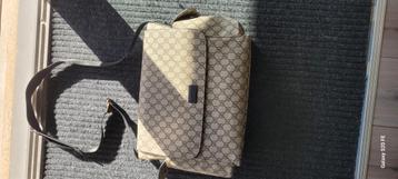 Gucci luiertas  beschikbaar voor biedingen