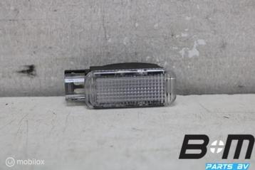 Voetenruimteverlichting Audi SQ5 8R 4B0947415 beschikbaar voor biedingen