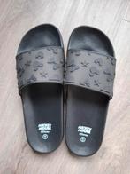 Nieuw MICKEY MINNIE MOUSE DISNEY  slippers maat 41 zwart, Kleding | Dames, Schoenen, Slippers, Disney, Zwart, Nieuw