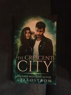 The Crescent City - Lexi Ostrow, Boeken, Fantasy, Gelezen, Ophalen of Verzenden