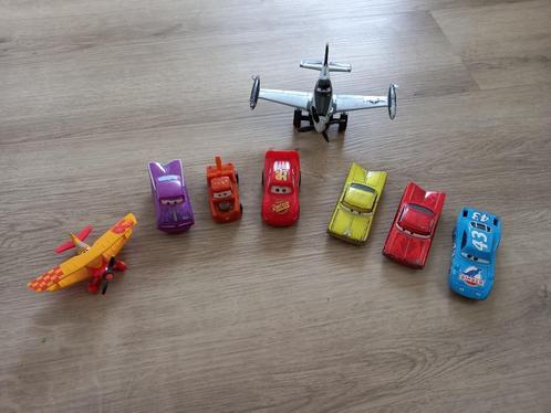 6 Cars auto's en 2 Planes vliegtuigen, Hobby en Vrije tijd, Modelauto's | Overige schalen, Gebruikt, Auto, Ophalen of Verzenden