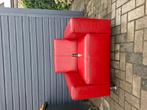 Gratis aangeboden, zelf ophalen, rode fauteuil., Huis en Inrichting, Stoelen, Ophalen, Gebruikt, Leer, Eén