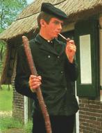 987474 Veluwe Gld jr 60 70 Klederdracht Nette oude kaart Onb, Verzamelen, Ansichtkaarten | Nederland, Ophalen of Verzenden, 1960 tot 1980