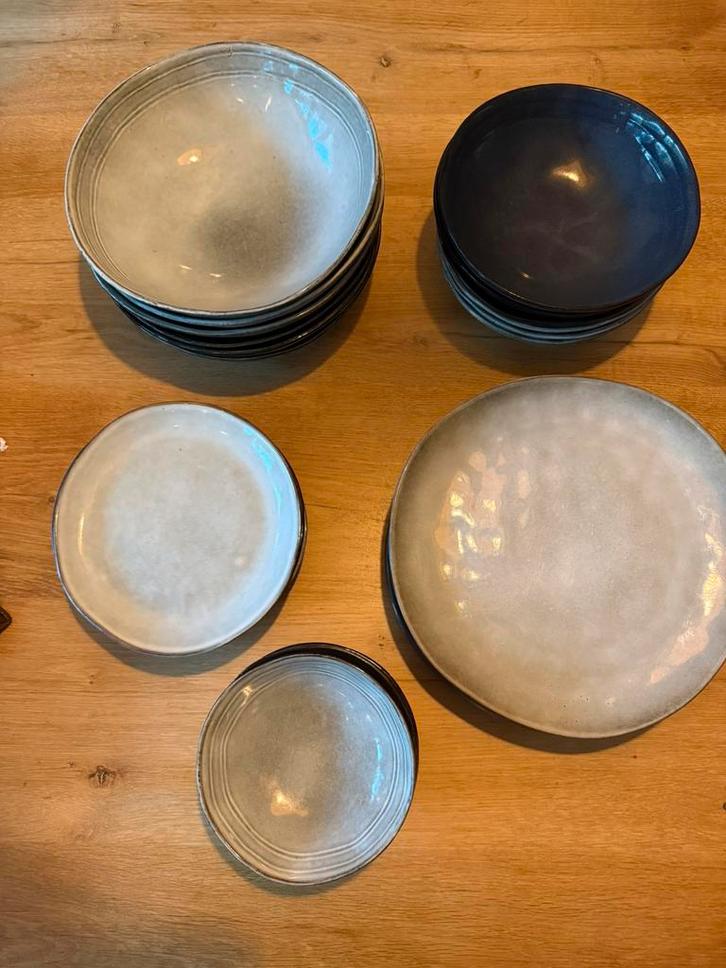 Servies Earth 29 delig, Huis en Inrichting, Keuken | Servies, Gebruikt, Bord(en), Overige stijlen, Ophalen