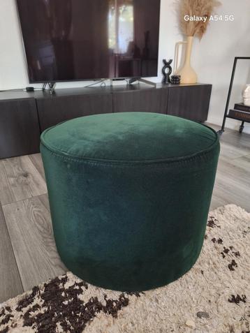Groene Velvet Poef beschikbaar voor biedingen