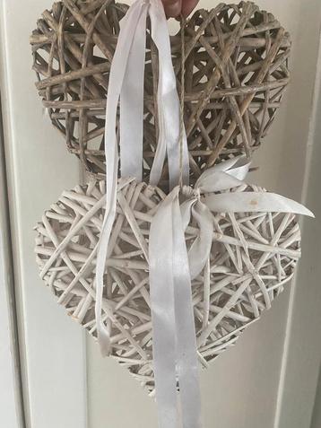 Decoratieve Hartjes - Wanddecoratie beschikbaar voor biedingen