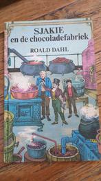 Sjakie en de chocoladefabriek - Roald Dahl, Ophalen of Verzenden, Gelezen, Roald Dahl, Fictie algemeen