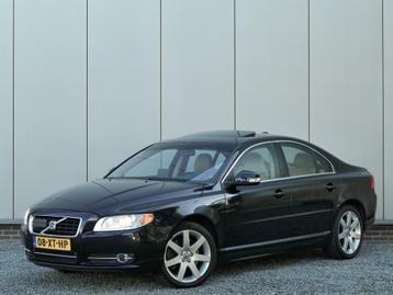 Volvo S80 4.4 AWD Summum Schuifdak / Leer / Navi / Trekhaak beschikbaar voor biedingen