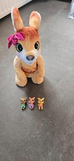 Furreal Mama Josie Kangoeroe met Baby's - Netjes!, Ophalen of Verzenden, Zo goed als nieuw