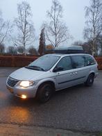 Chrysler Grand Voyager 2.8 CRD AUT 2007 Grijs, Auto's, Chrysler, 450 kg, 4 cilinders, 7 stoelen, Diesel