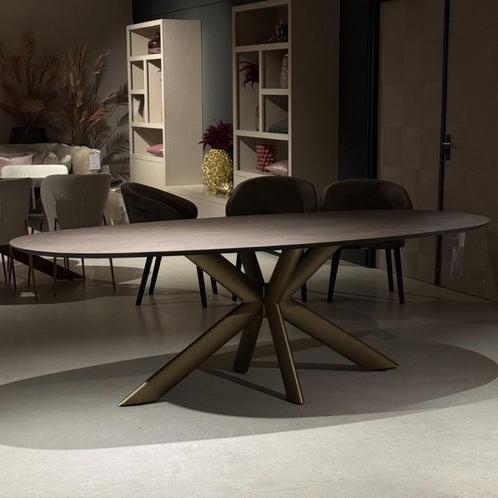 Eettafel Nouvion, Huis en Inrichting, Tafels | Eettafels, Nieuw, 100 tot 150 cm, 200 cm of meer, Vijf personen of meer, Ovaal