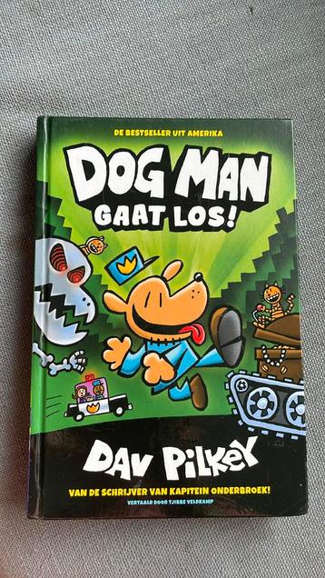 Dav Pilkey - Dog Man gaat los! beschikbaar voor biedingen