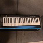 Devine midi keyboard, Muziek en Instrumenten, Midi-apparatuur, Ophalen, Zo goed als nieuw