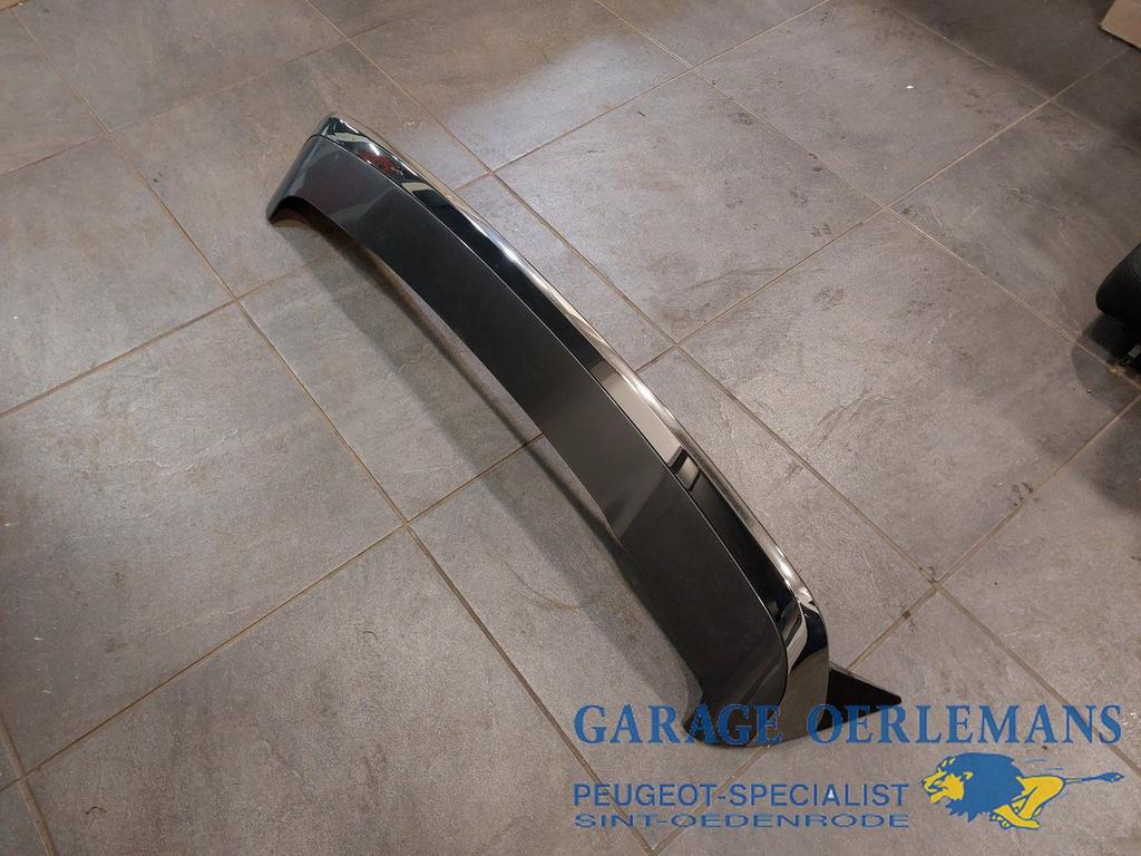 achterklep spoiler peugeot 2008, EVL 9678324280, Gebruikt, -, ARN erkend, Ophalen of Verzenden