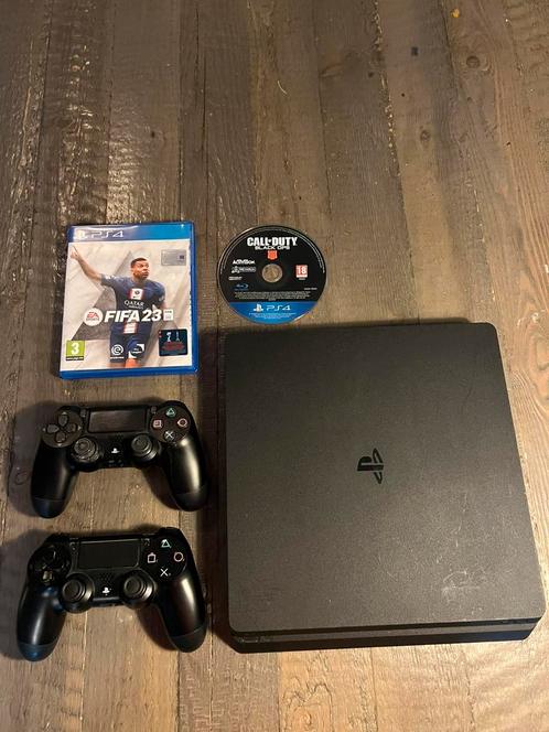 PS4 slim 500 GB, Spelcomputers en Games, Spelcomputers | Sony PlayStation 4, Gebruikt, Slim, Met 2 controllers, Ophalen