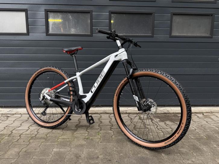 Cube Reaction Hybrid Pro E- MTB - 585km (incl btw en fact.), Fietsen en Brommers, Fietsen | Mountainbikes en ATB, Zo goed als nieuw