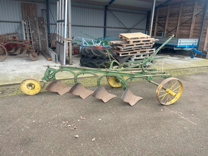 John deere ploegen, Zakelijke goederen, Agrarisch | Werktuigen, Ophalen