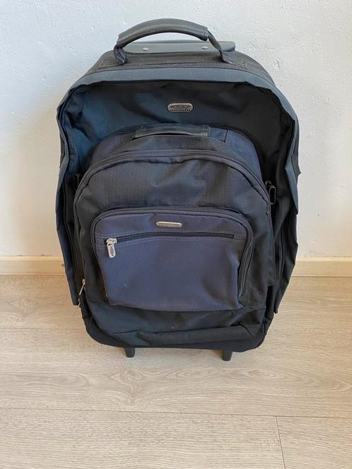 Handbagage koffer met rugzak eraan vast. 2 stuks, Sieraden, Tassen en Uiterlijk, Koffers, Zo goed als nieuw, Overige materialen