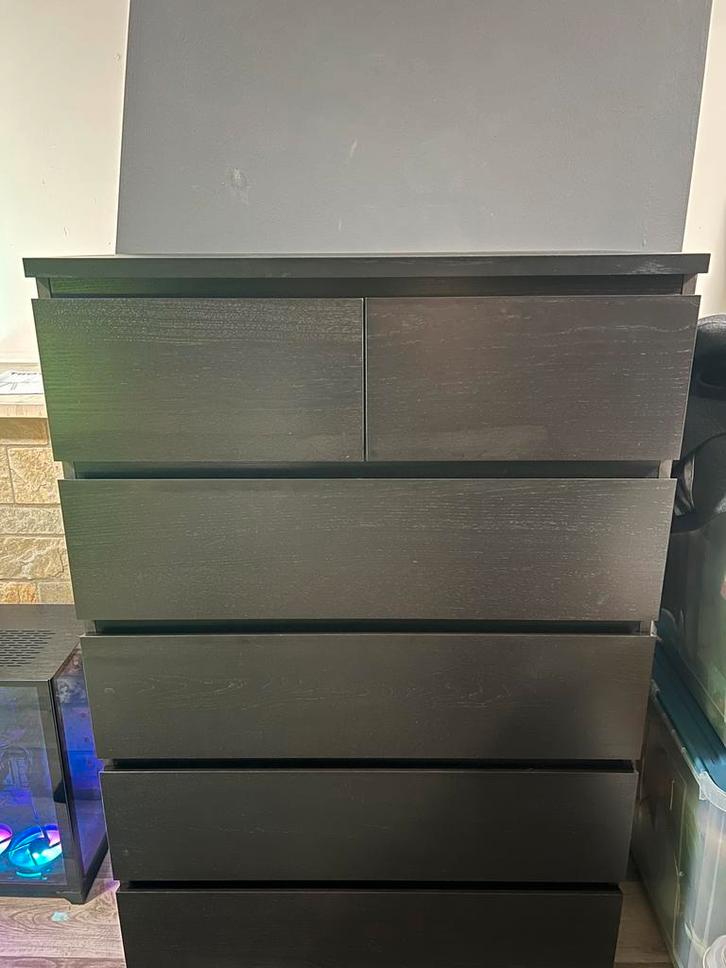 Zwarte IKEA MALM ladekast, Huis en Inrichting, Kasten | Ladekasten, Zo goed als nieuw, 100 tot 150 cm, 50 tot 100 cm, 25 tot 50 cm