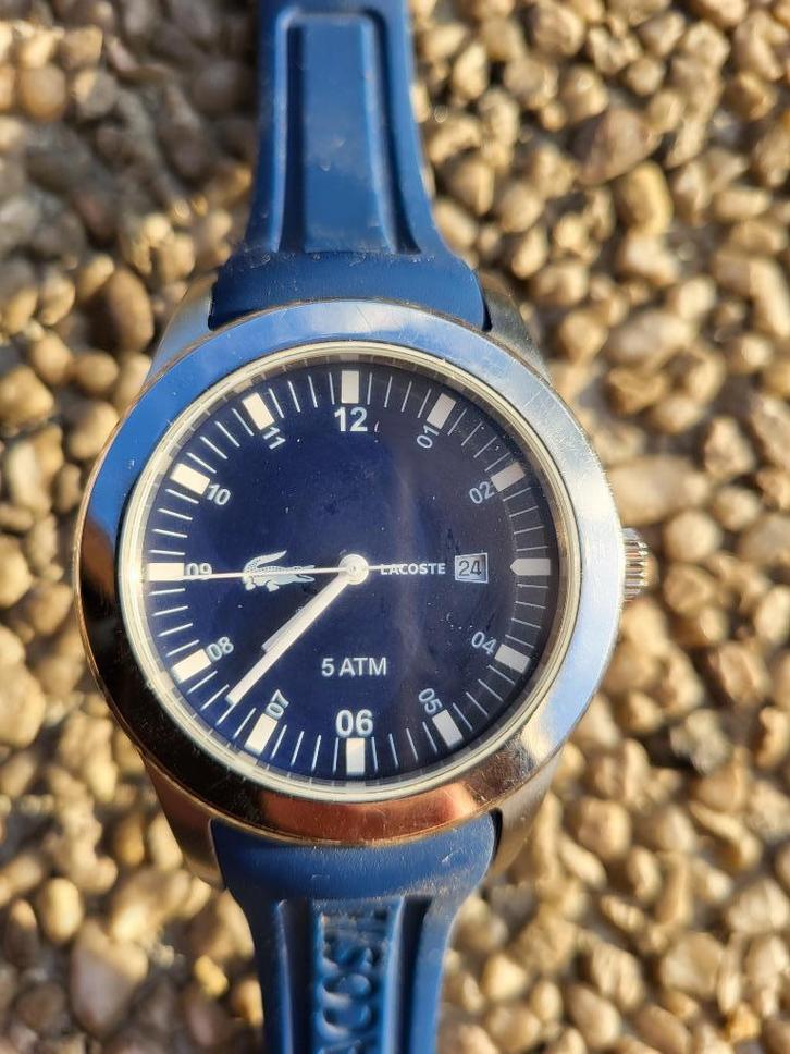 Lacoste heren quartz horloge met siliconen blauwe band, Sieraden, Tassen en Uiterlijk, Horloges | Heren, Zo goed als nieuw, Polshorloge