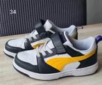 Puma 
Rebound V6 Low sneakers maat 34, Ophalen of Verzenden, Zo goed als nieuw, Jongen of Meisje, Schoenen