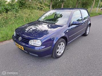 Volkswagen Golf 1.6-16V # Met Nieuw APK! beschikbaar voor biedingen