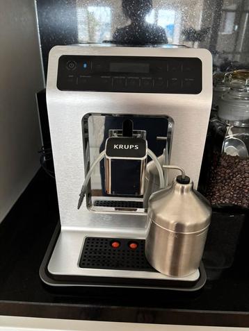 Volautomatische Krups koffiemachine zgan beschikbaar voor biedingen