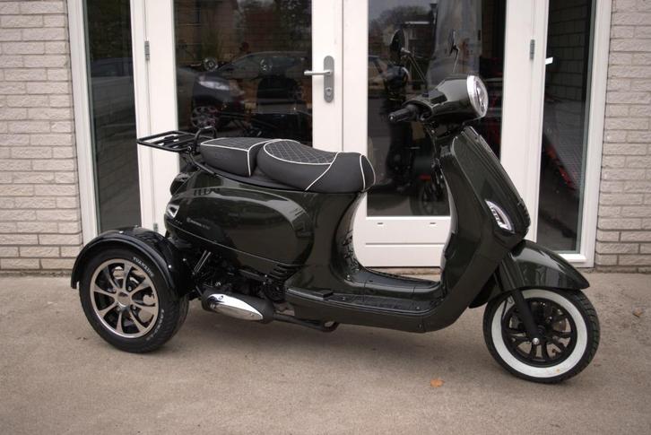 Driewielscooter 4-t Honda(!) benzine, 45km/u, rijbewijsvrij, Diversen, Brommobielen en Scootmobielen, Nieuw, Overige merken, 46 km of meer