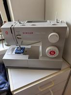 Singer Heavy Duty 4423 Naaimachine, Hobby en Vrije tijd, Naaimachines en Toebehoren, Ophalen of Verzenden, Zo goed als nieuw, Naaimachine