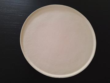 Groot sier dienblad beschikbaar voor biedingen