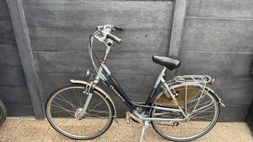 Nette Gazelle Damesfiets 28 inch.18 versnellingen beschikbaar voor biedingen
