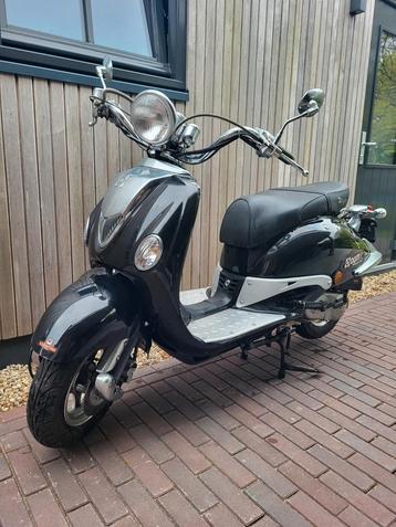 AGM Retro Extra Scooter! 